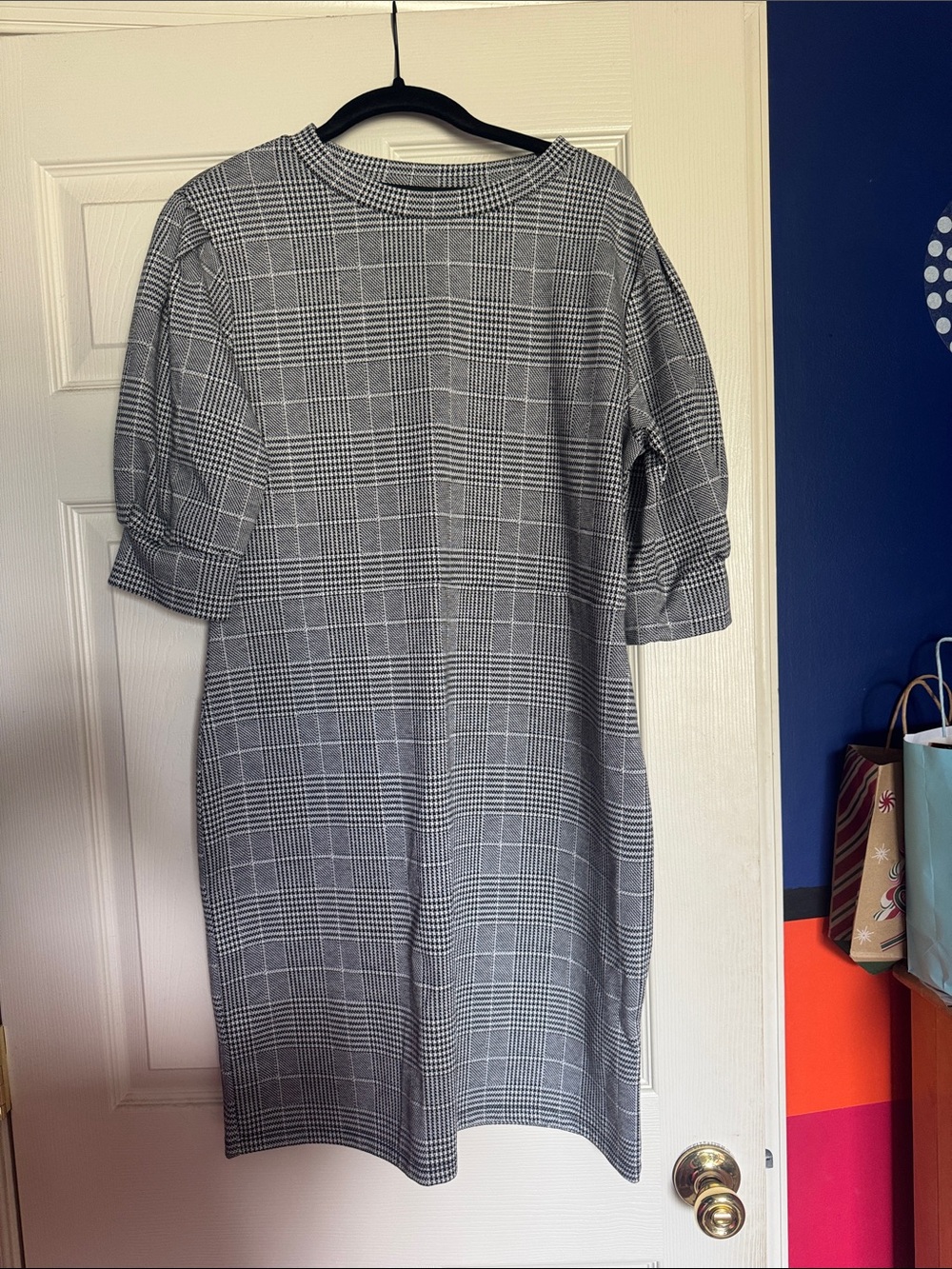 H&M Gray Plaid Midi Dress with Puff Sleeves